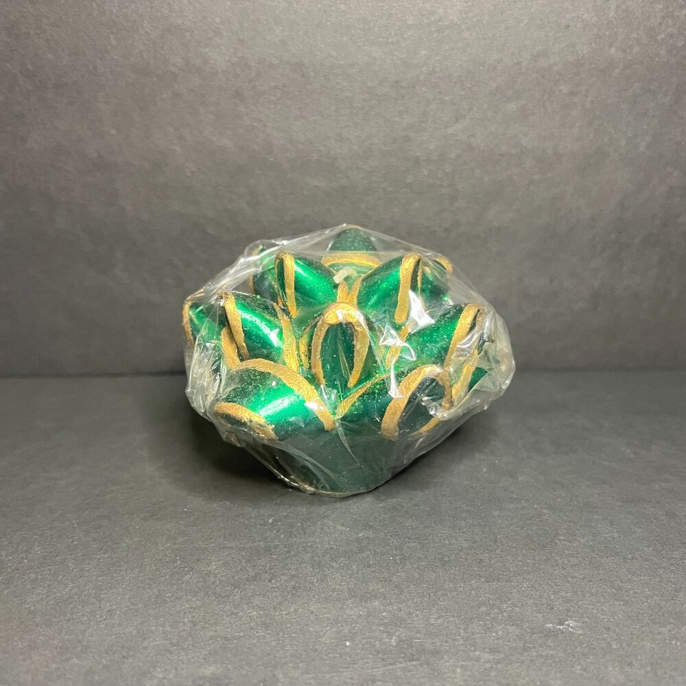 Vintage Garden Ridge Green & Gold Trim Christmas Bow Floating Candle 2.5 x 3.5"